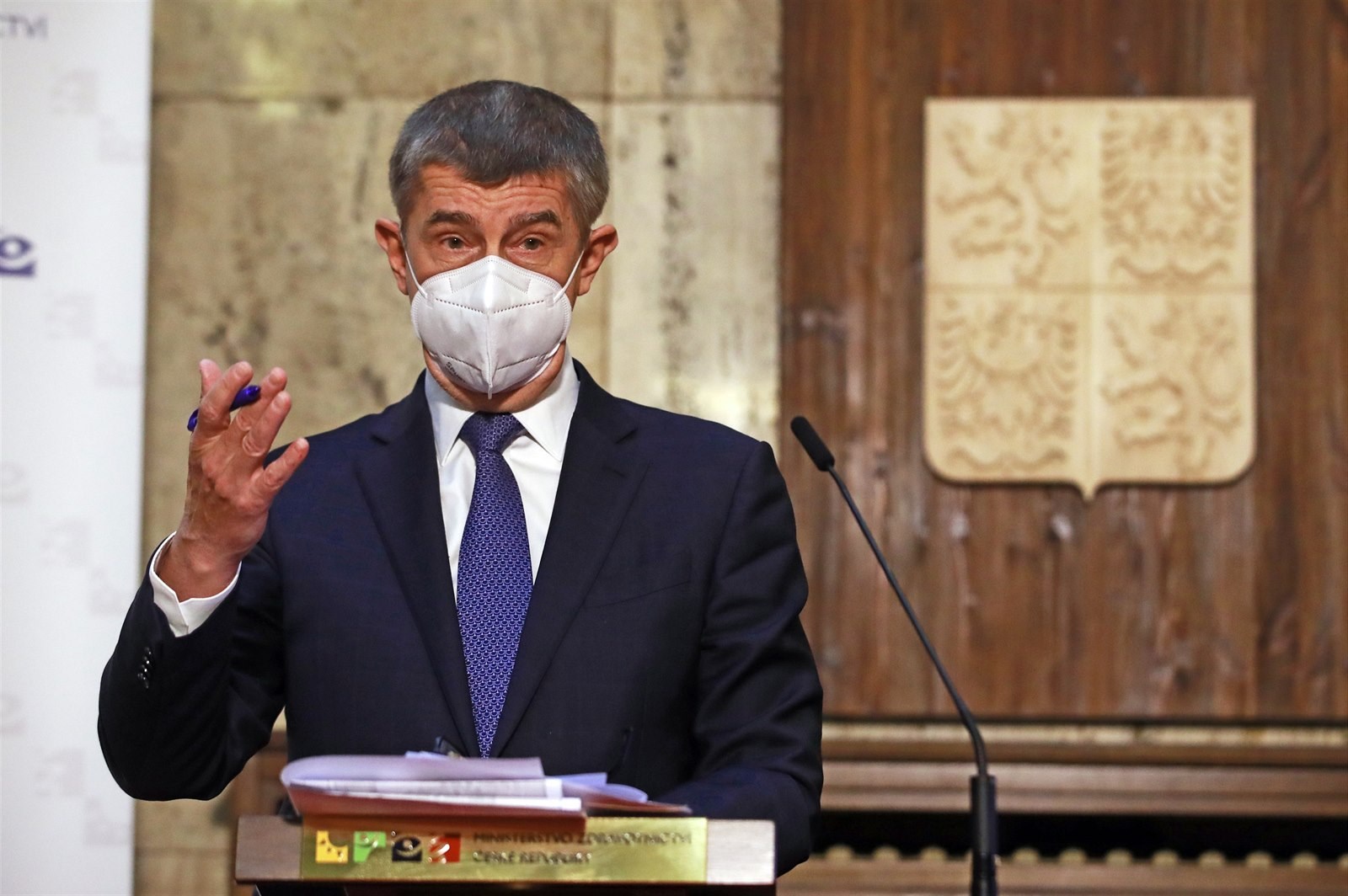 Премьер Чехии: ЧП продлевать больше не будем