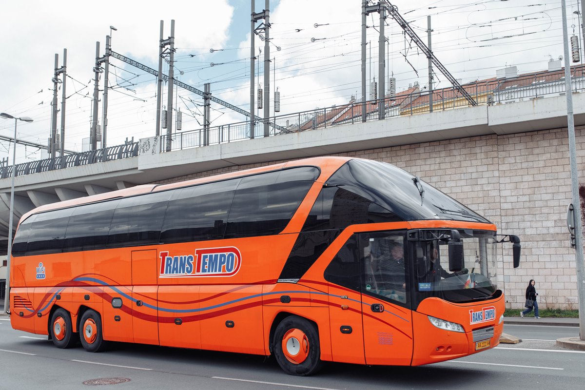 Автобус Киев - Градец-Кралове